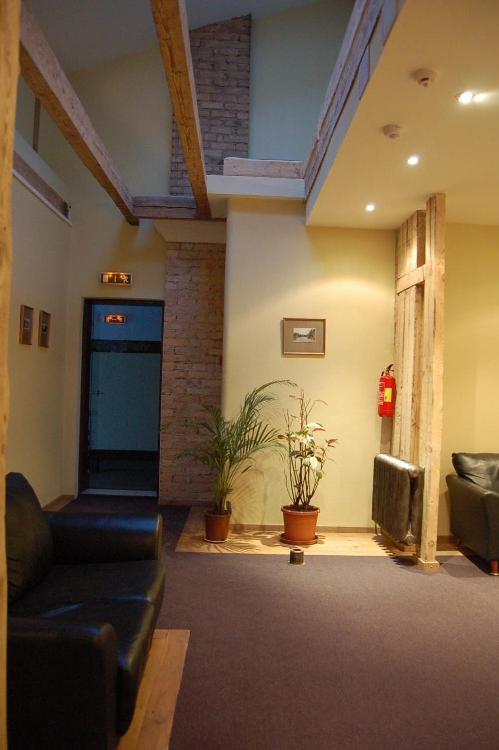 Cafe Hotel Rudzons Madona Exterior photo